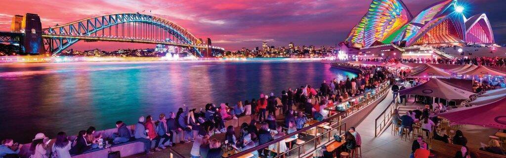 Vivid Sydney Accommodation – Marco Polo Motor Inn Sydney Near the Opera House -Light Show - Free Parking 2 Vivid Sydney 2026 accommodation