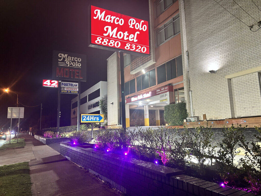 Sunshine Room Views at Marco Polo Motor Inn Sydney 3 Marco-Polo-Sydney-Sunny-Building-Night