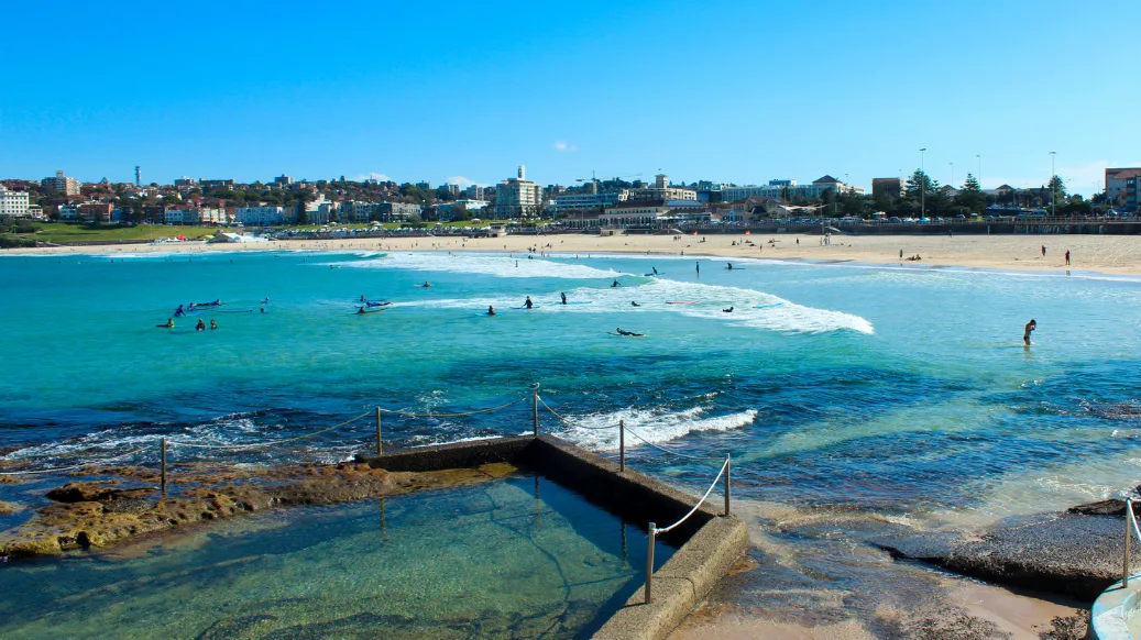 Bondi to Coogee Walk from Marco Polo Sydney Hotel