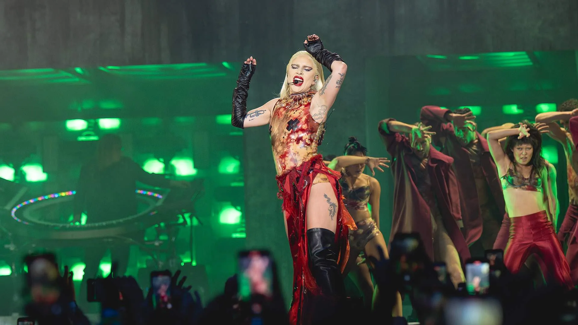 #1 Lady Gaga Concert Sydney Accommodation | Best Sydney Hotel Deals